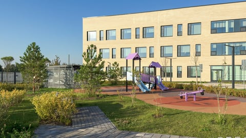 Moderner Kindergarten Spielplatz
